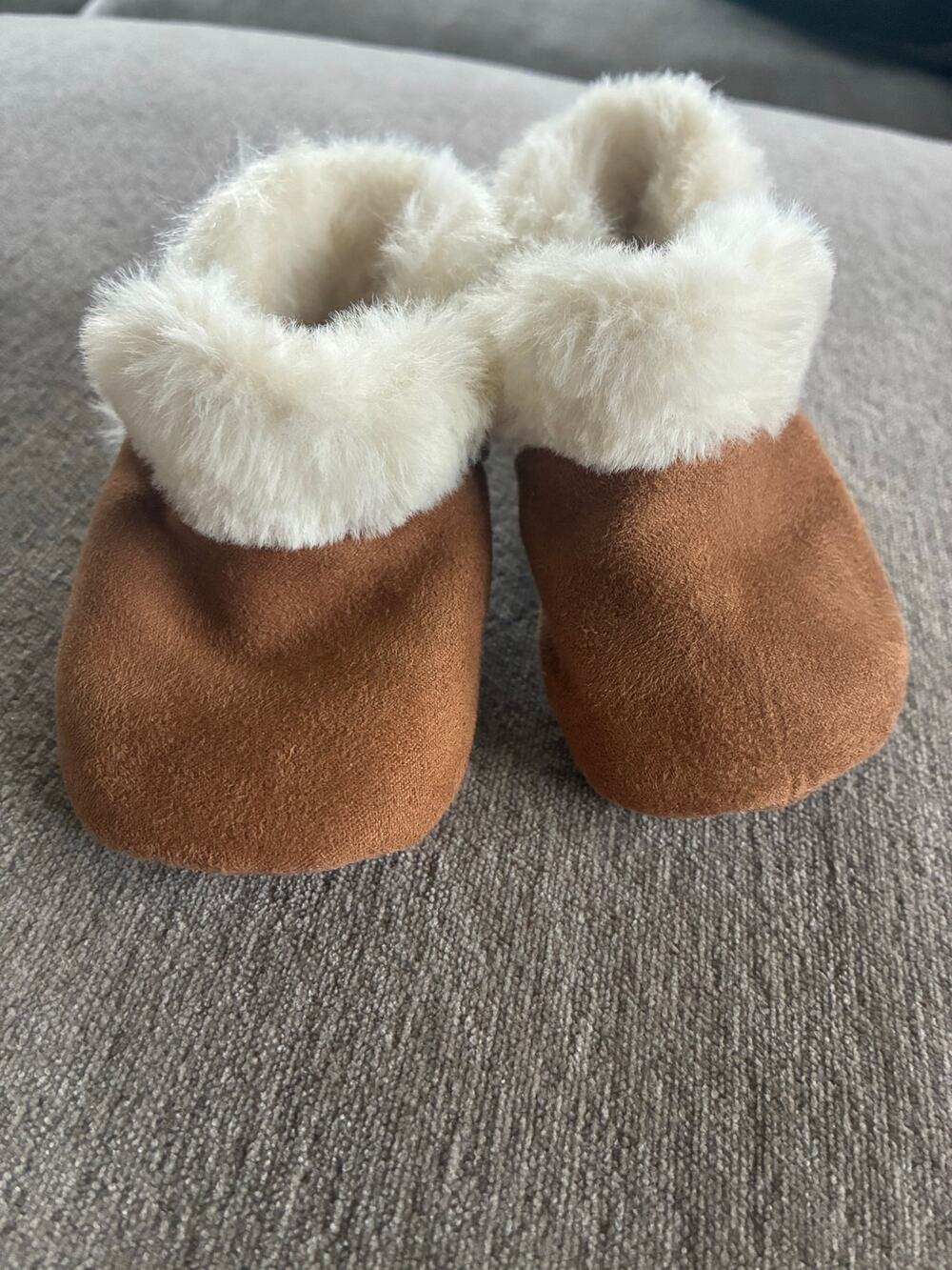 Baby Bundle Cozy Faux Suede Booties 3-6M Cognac + Oh Baby Striped Bonnet Size M